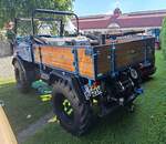 =Unimog, gesehen bei der Oldtimerausstellung bei Schloss Fasanerie, 06-2025