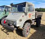 =Unimog 411, gesehen bei der Oldtimerausstellung der OLDTIMERFREUNDE OHMTAL in Dannenrod, 09-2025