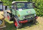 Mercedes Benz Unimog 406.