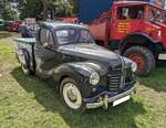 Austin A40 Pickup. Aus einem Austin A40 'Dorset' aus dem Jahr 1953 wurde dieser Pickup umgebaut. Der Vierzylinderreihenmotor hat einen Hubraum von 1197 cm³ und leistet rund 42 PS. Steam and vintage show am 27.05.2024 in Abergavenny/South Wales.
