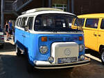 VW T2 Bulli, am 1.5.2026 auf dem Show / Ausstellungsgel�nde des Fr�hlingserwachen der Oldtimerfreunde Grenzland, Loherhof Geilenkirchen