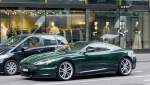 Aston Martin DB9 in grün.