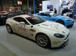 Aston Martin V 8 Vantage auf der International Motor Show in Luxembourg am 13.12.2014
