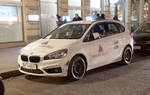 =2er BMW als Schulfahrzeug der Fahrschule KARLSPLATZ steht im November 2019 in Wien