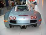 Heckansicht eines Bugatti Veyron.