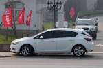 Buick Excelle, hierzulande besser als Opel Astra bekannt, in Shouguang, 30.10.11