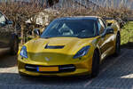 Corvette Stingray C7, aufgenommen auf einem Parkplatz.