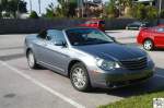 2008er Chrysler Sebring Convertible auf den Parkplatz vor unserem Hotel in Kissimmee bei Orlando in Florida / USA am 1.
