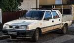 Hier ist ein Daewoo-FSO Roy Pick-Up zu sehen.