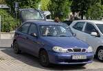 Hier ist ein Daewoo Lanos schr�gheck (Farbe: Violet Blue) zu sehen.