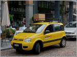 Fiat Panda der Schweizer Post aufgenommen in Locarno am 23.05.2012.