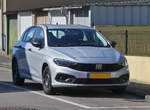 Fiat Tipo, abgestellt am Stra�enrand. 03.2026