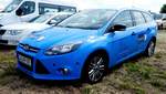 =Ford Focus der Firma  Pinguin-System , gesehen auf dem Parkplatz der RettMobil 2017 in Fulda, Mai 2017