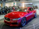 Jaguar XE, konkurrent für BMW 3. Aufnahme: Auto Zürich 2014.