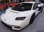 Lamborghini Countach LPI 800-4 im Farbton bianco impact.