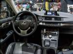 Lexus CT 200h (interieur), gesehen auf dem Autosalon Genf, März 2014.