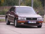 Lexus 400LS.