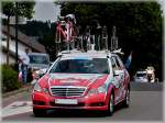 Mercedes E Modell als Mannschaftswagen von  Katusha  bei der diesjährigen  Skoda Tour de Luxembourg  aufgenommen am 04.06.2011.