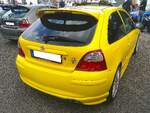 Heckansicht eines MG ZR160 im Farbton trophy yellow.