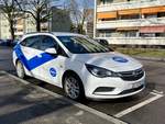 Opel Astra von Emch Aufzüge am 30.1.2020 in Bern parkiert.
