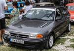 Dieser Opel Astra F schrägheck wurde 2021 aus Österreich (Kufsteiner Region) nach Ungarn importiert. Foto: Treffen für Hobby- und Veteranenfahrzeuge in Szántód (am Plattensee) am 26.07.2025.