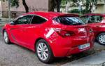 Rückansicht: Opel Astra GTC, gesehen in Juli, 2020.