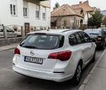 Rückansicht: Opel Astra J Sports Tourer.