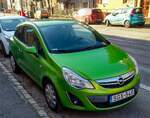 Diesen grüner Opel Corsa E (Grasshopper oder Lime Green) habe ich in Februar 2021 fotografiert.