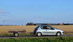 Peugeot 206 mit Hänger Mitzieher vom 16.2.2018 auf der L164 (ex B 221)