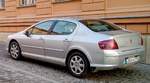 Rückansicht: Peugeot 407.