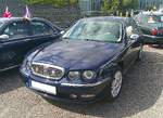 Rover 75 im Farbton Paul Smith blue.