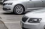 Frontscheinwerfervergleich: Skoda Octavia III VS Skoda Octavia III Facelift.