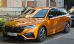 Skoda Octavia RS Combi Mk4 in der Farbe  Phoenix orange .