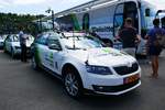 Škoda Begleitfahrzeug des Team Dimension Data am 17.6.17 vor dem Tour de Suisse Rennen in Schaffhausen.