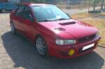 Subaru Impreza MK4 GT Limousine. Mit dem MK4 pr�sentierte man 1997 das erste gr��ere Facelift des Impreza der ersten Generation. Das Auto erhielt einen neuen, auff�lligeren K�hlergrill, sowie eine komplett �berarbeitete Frontsto�stange f�r alle Model ...