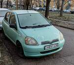Toyota Yaris Mk1 in der Farbe: Light Aqua.