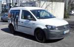 =VW Caddy von GEGENBAUER steht auf einem Parkplatz im Kassel im März 2017
