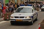 VW Passat, BJ 1998, in den Farben der Gendarmerie um das Jahr 2000, (Heute Polizei), fuhr in der Fahrzeugkolonne, bei der Milit�rparade mit. 23.06.2024