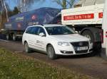 VW Passat von LUXHAUS neben einer Baustelle in 36100 Petersberg-Marbach am 30.01.2009