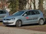 Ingenieure gesucht! Mit dieser Werbung steht ein VW Polo TDI der DB Projektbau am 28.01.2012 in Aachen West.