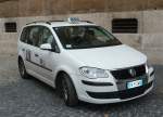 r�misches Taxi: VW Touran