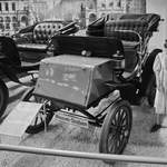 Ein im Jahr 1900 gebautes Columbia Elektroauto steht im Auto- und Technikmuseum Sinsheim.