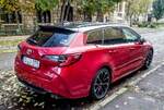 Diesen roter (scarlett flare) Toyota Corolla Touring Sports GR (Gazoo Racing) (Generation  E210 )  habe ich in November 2020 fotografiert.