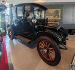 =BAKER, RAUCH & LANG Double Drive Coach, Bj. 1919, 11-PS-Elektromotor 80 Volt Gleichstrom, Bauzeit 1915- 1921, gesehen im Museo Nicolis in Verona, 09-2025.