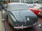 Heckansicht eines Alfa Romeo 6C 2500 Cabriolet mit einer Karosserie von Pininfarina.