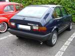 Heckansicht eines Alfa Romeo Alfasud der letzten Serie, wie er von 1980 bis 1983 produziert wurde.