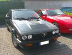 Alfa Romeo Alfetta GTV 6 2.5 Litri im Farbton grigio nube.