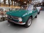 Alfa Romeo GT 1300 Junior im Farbton verde muschio, gebaut von 1966 bis 1970.