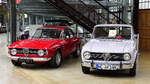 Alfa Romeo Giulia GTA (Rot) und Alfa Romeo Giulia 1300 ti wartet auf die nächste Ausfahrt in der Remise Düsseldorf, am 6.8.21 gesehen