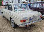 =Audi 75 L, ausgestellt bei der Oldtimerausstellung Blech & Barock bei Schloss Fasanerie, 07-2026